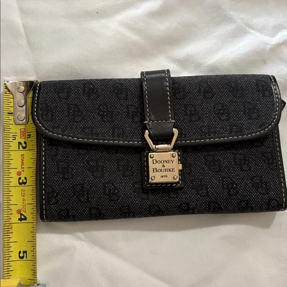 Dooney & Bourke Black Logo Jacquard Satchel with Matching Wallet - Picture 14 of 14